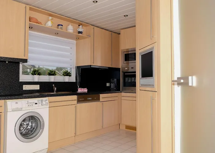 Kiefer アパート バート・クロツィンゲン